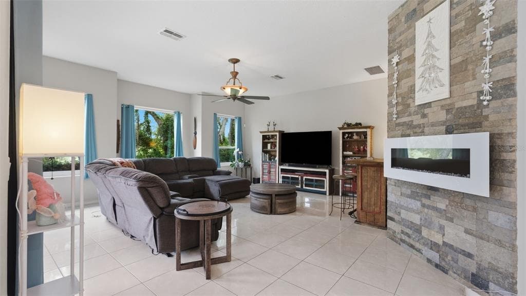 10400 RAMBLE RIDGE COURT photo 7