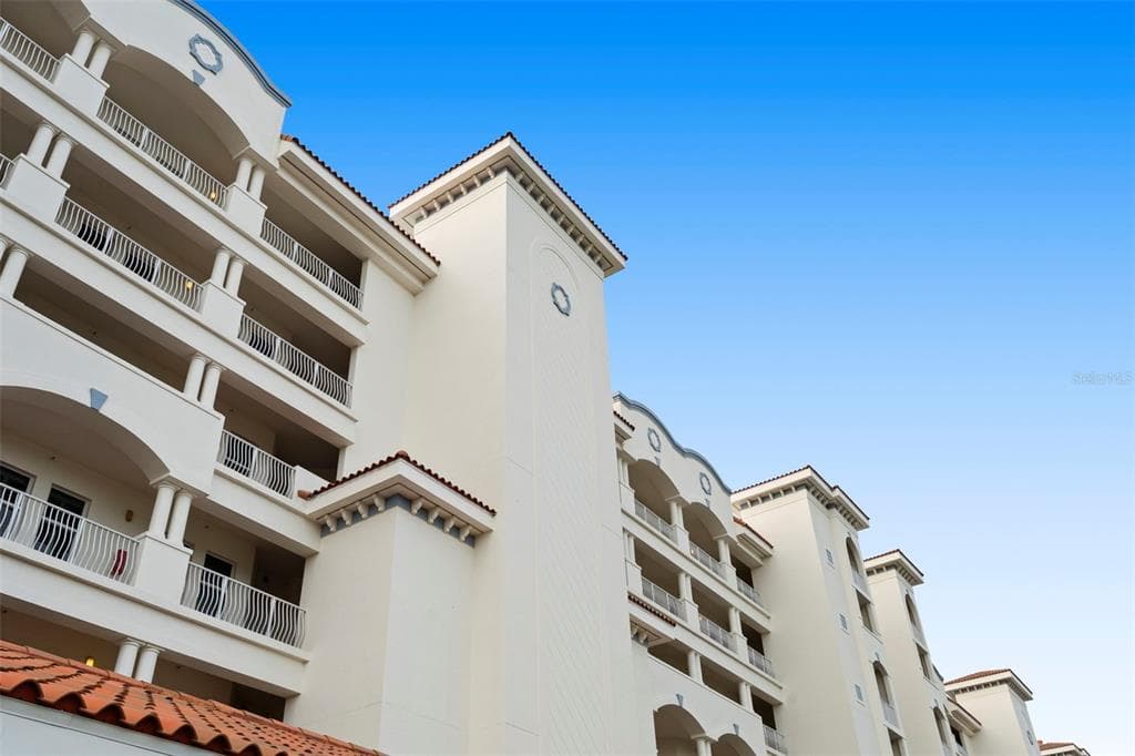 17717 GULF BOULEVARD 604 photo 9