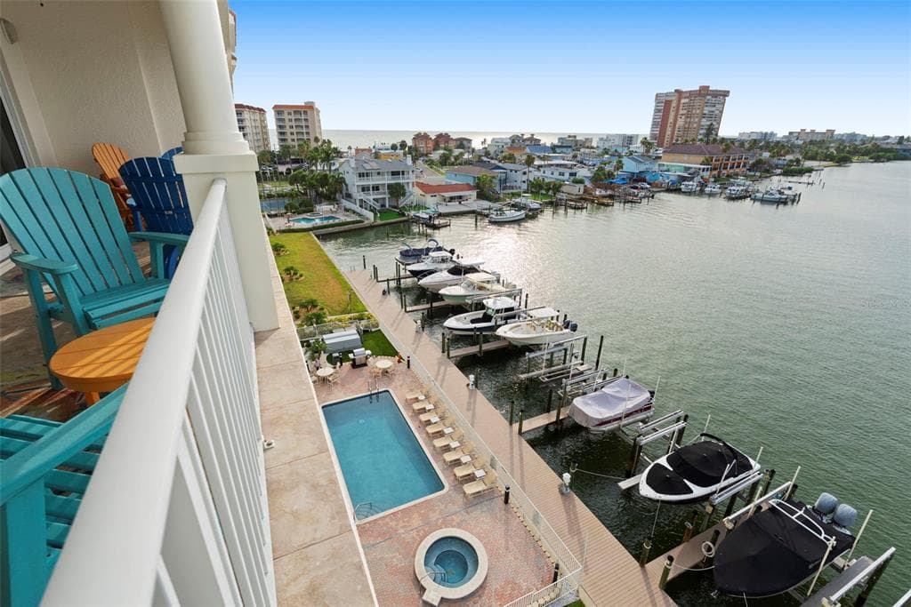 17717 GULF BOULEVARD 604 photo 25