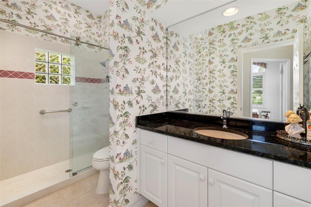 2528 TOM MORRIS DRIVE photo 17