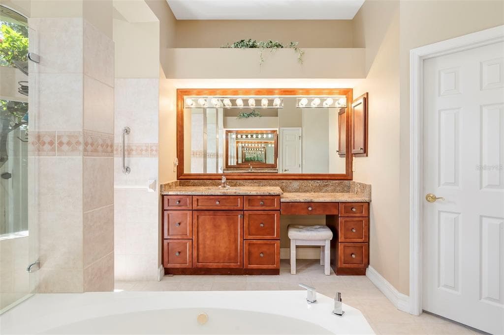 2528 TOM MORRIS DRIVE photo 10