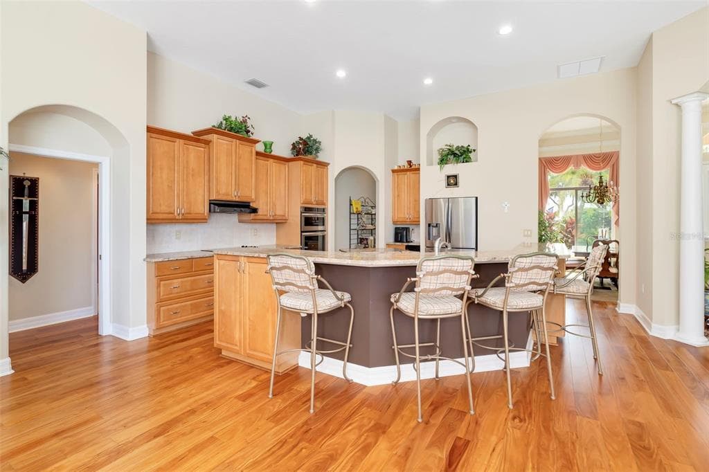 2528 TOM MORRIS DRIVE photo 21