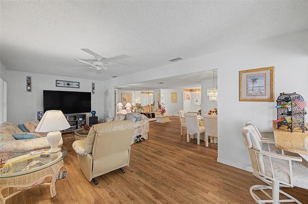 4709 PORTLAND MANOR DRIVE photo 10