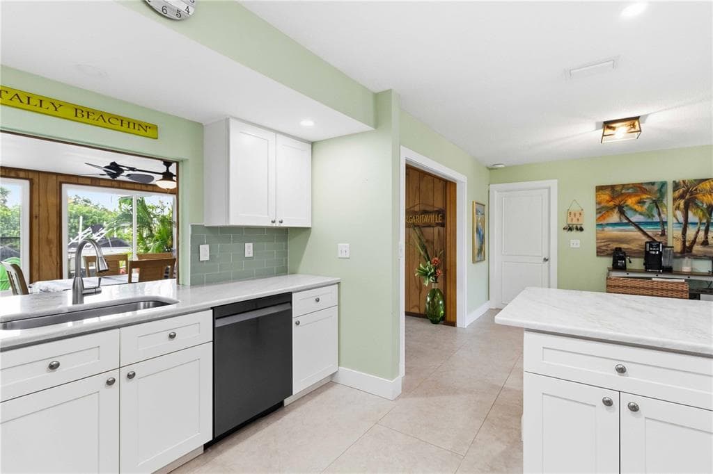720 IXORA AVENUE photo 15