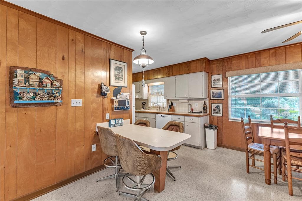 1940 ALICE DRIVE photo 25