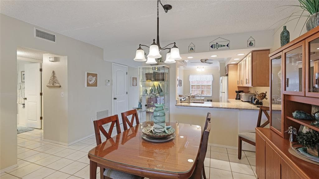 1109 EDGEWATER CIRCLE 1109 photo 18