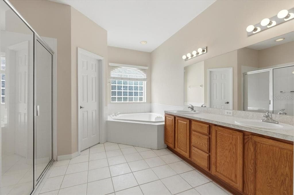 4050 WHISTLEWOOD CIRCLE photo 18
