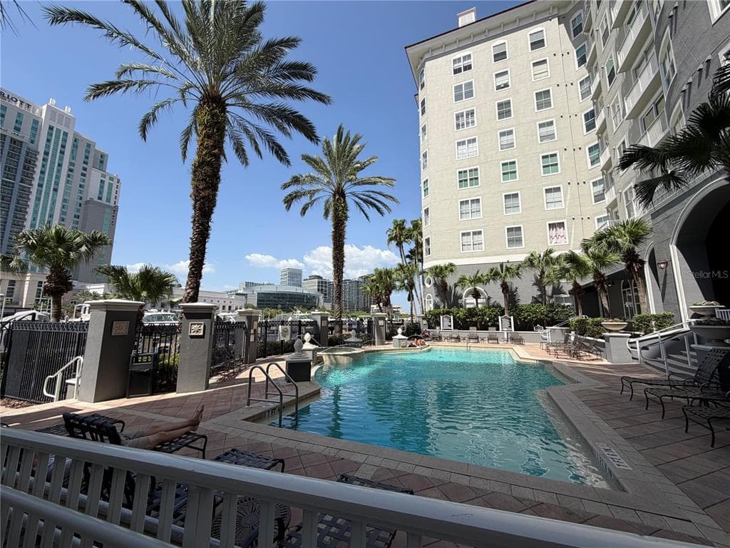 700 S HARBOUR ISLAND BOULEVARD 512 photo 14