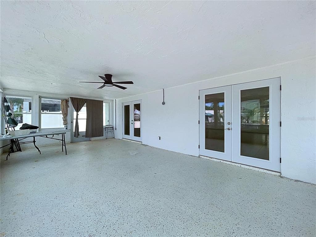 7401 ISLANDER LANE photo 13