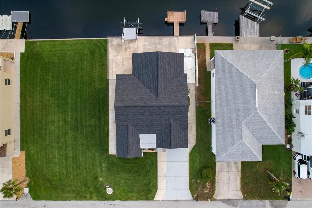 7401 ISLANDER LANE photo 3