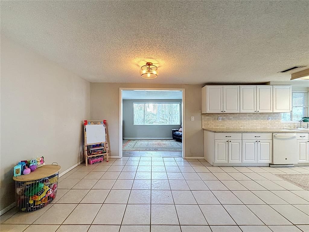 2228 SOCIETY DRIVE photo 9