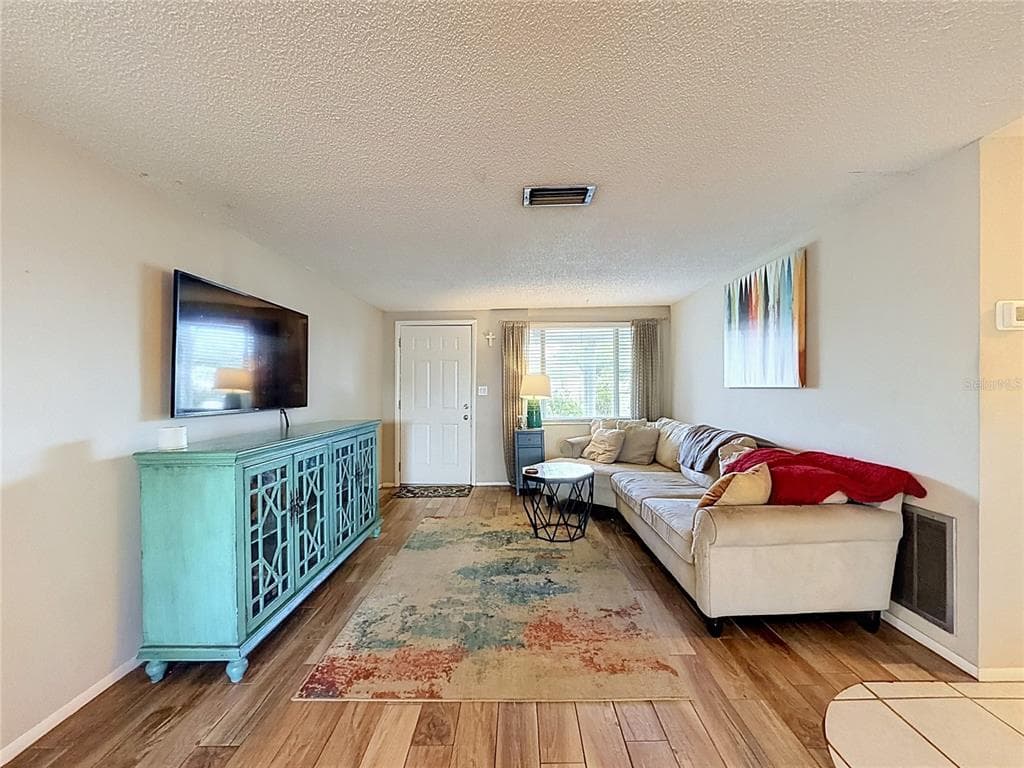2228 SOCIETY DRIVE photo 8