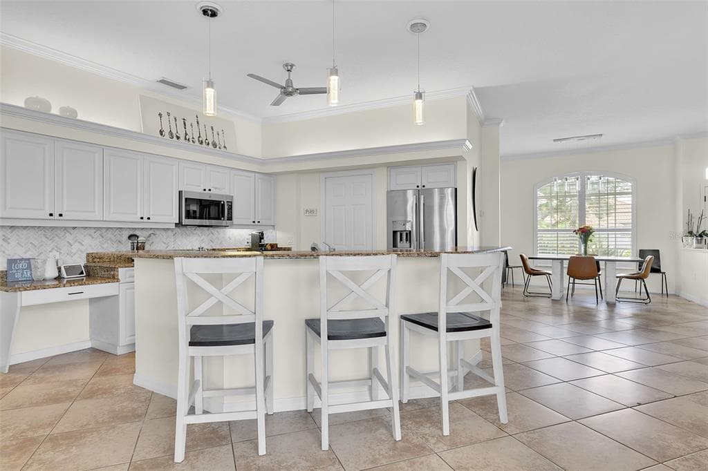 6817 CORRAL CIRCLE photo 12