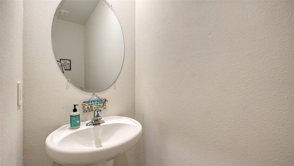 8777 MILESTONE DRIVE photo 22