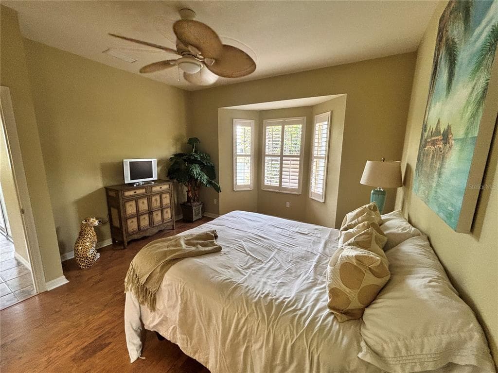 310 RECLINATA CIRCLE photo 17