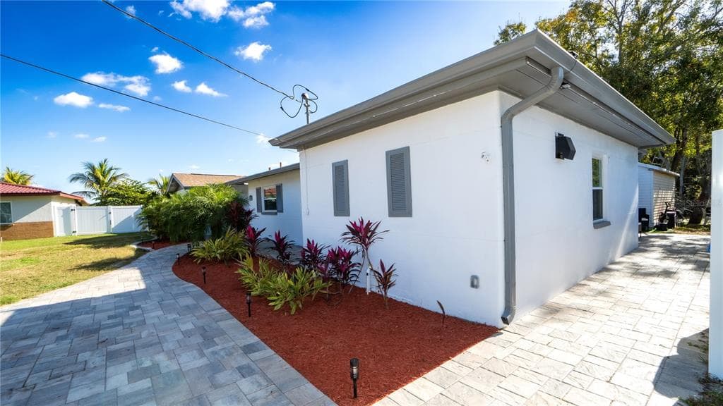 5101 VINSON DRIVE photo 10
