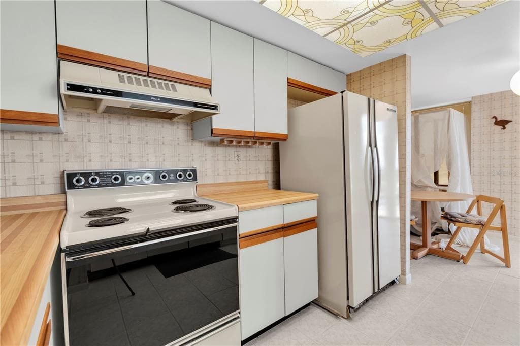 7600 BAYSHORE DRIVE 701 photo 14