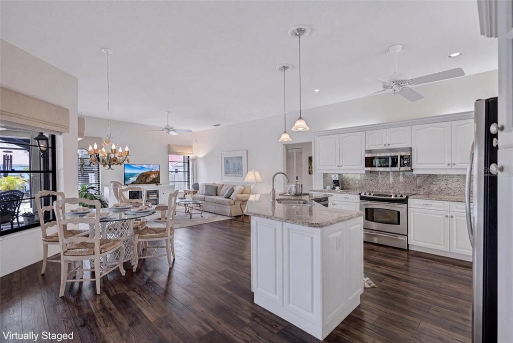 103 INLETS BOULEVARD 103 photo 23