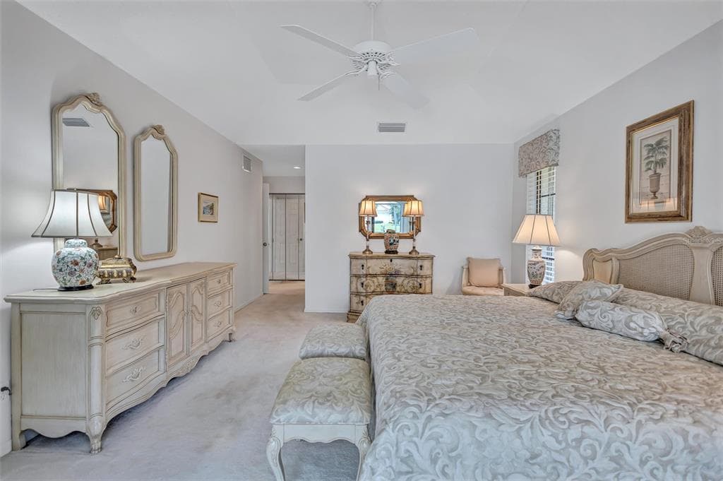 103 INLETS BOULEVARD 103 photo 16