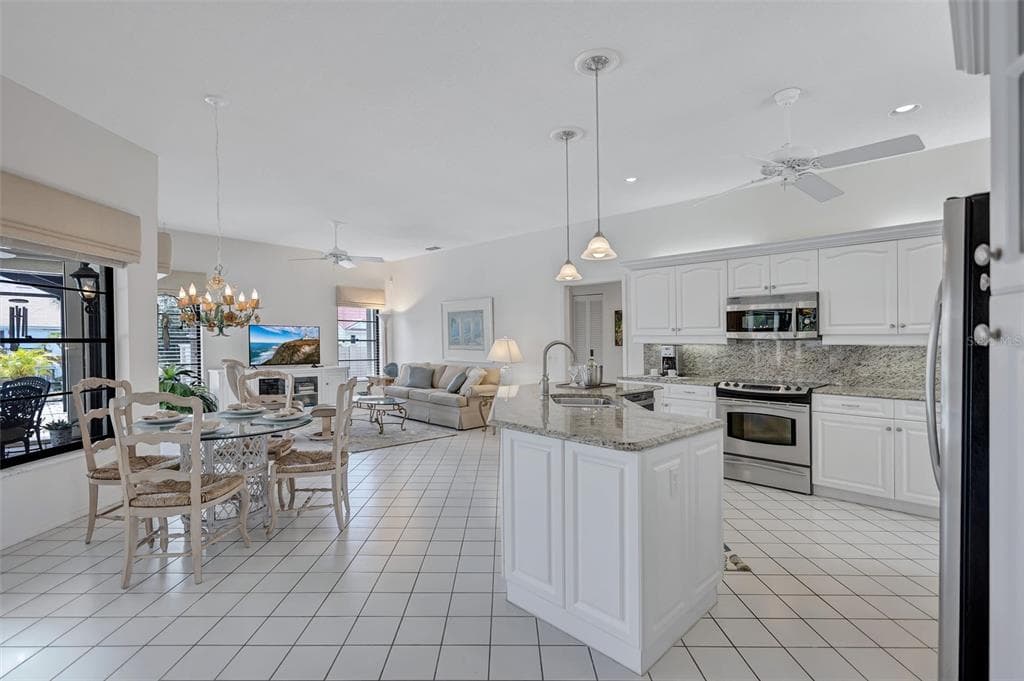 103 INLETS BOULEVARD 103 photo 22