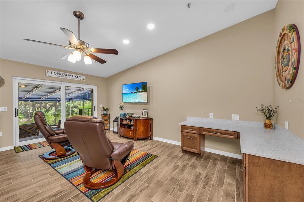 2350 HARBOUR OAKS DRIVE photo 22