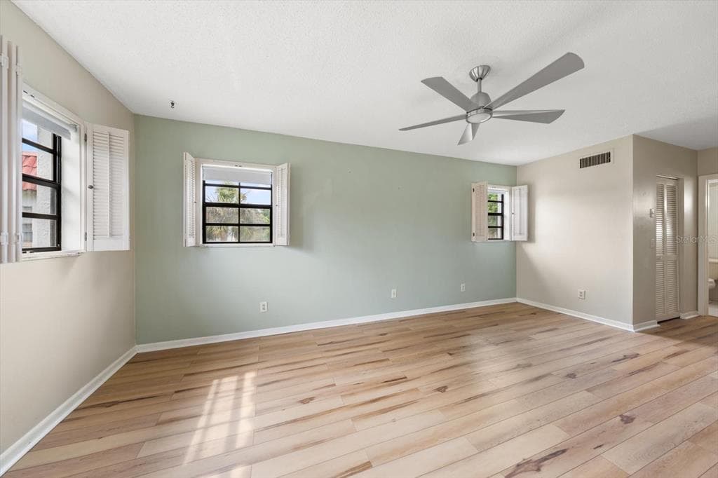 1750 BELLEAIR FOREST DRIVE B8 photo 24