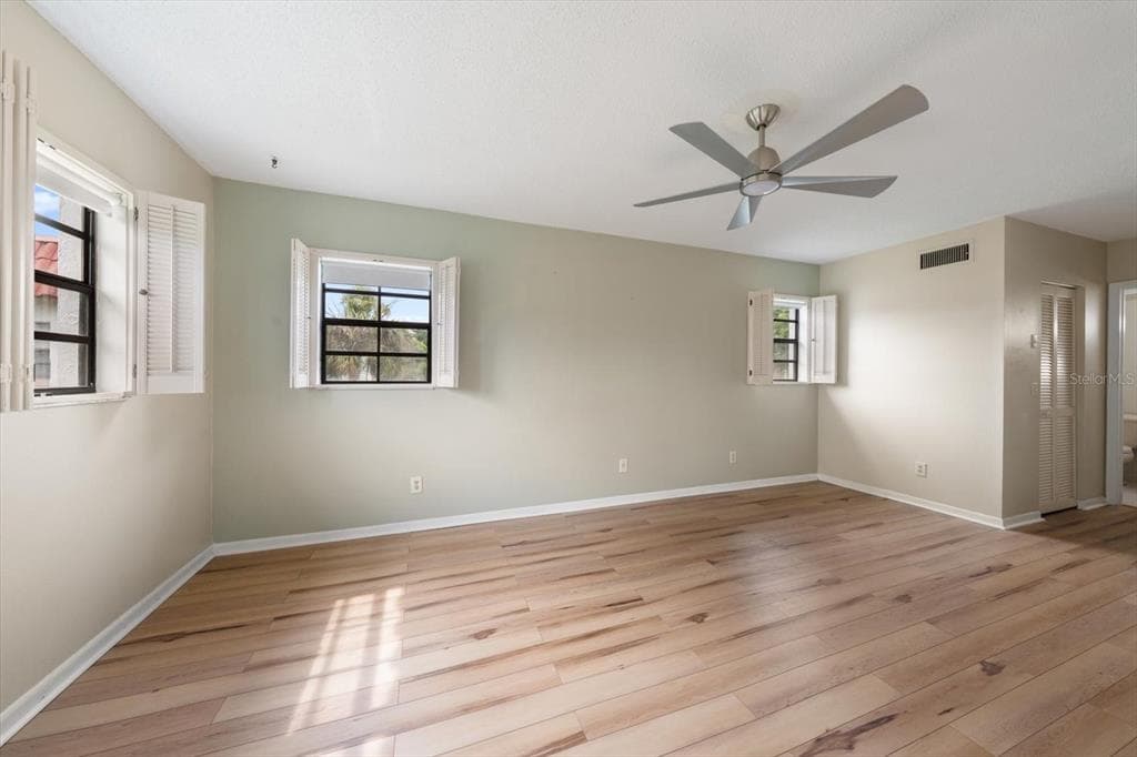 1750 BELLEAIR FOREST DRIVE B8 photo 25