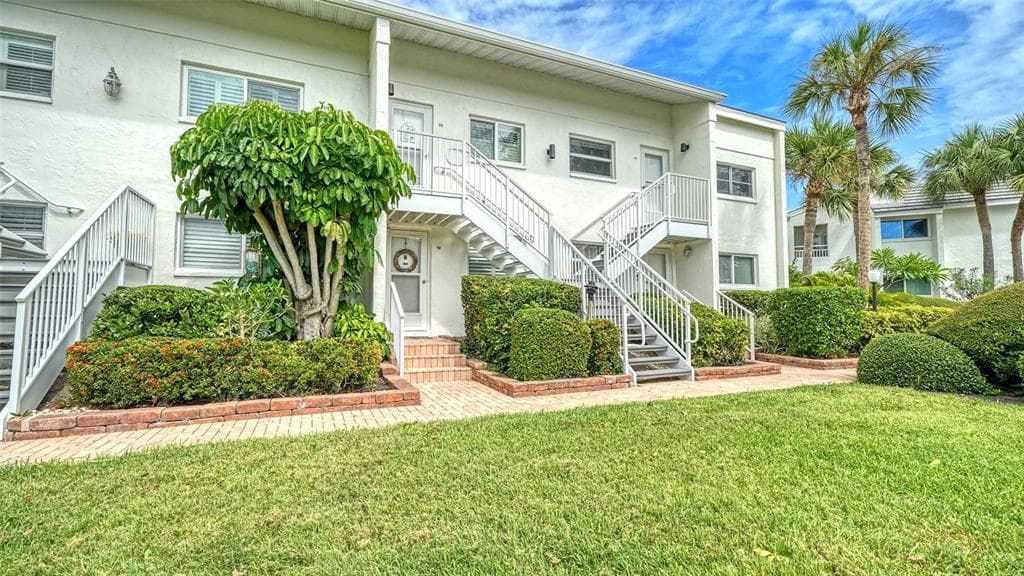 7115 GULF OF MEXICO DRIVE 23 photo 2
