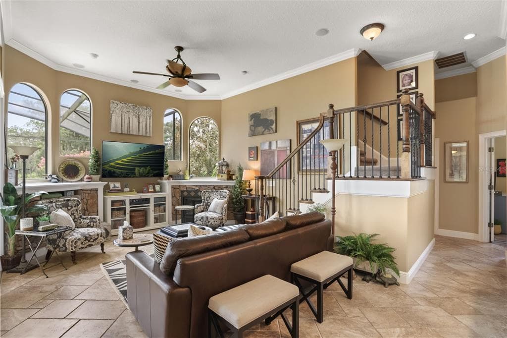 863 CARDINAL POINTE COVE photo 22