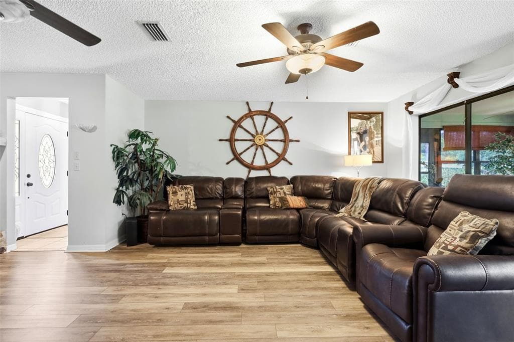 26638 E COVE DRIVE photo 11