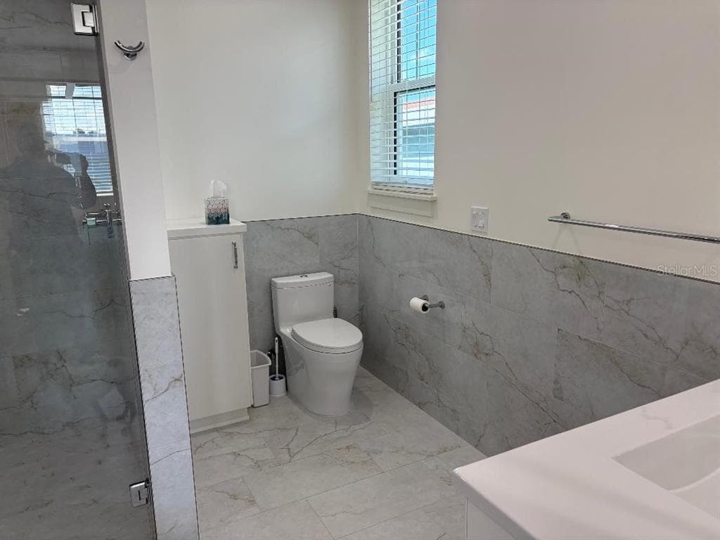 314 6TH AVENUE photo 14