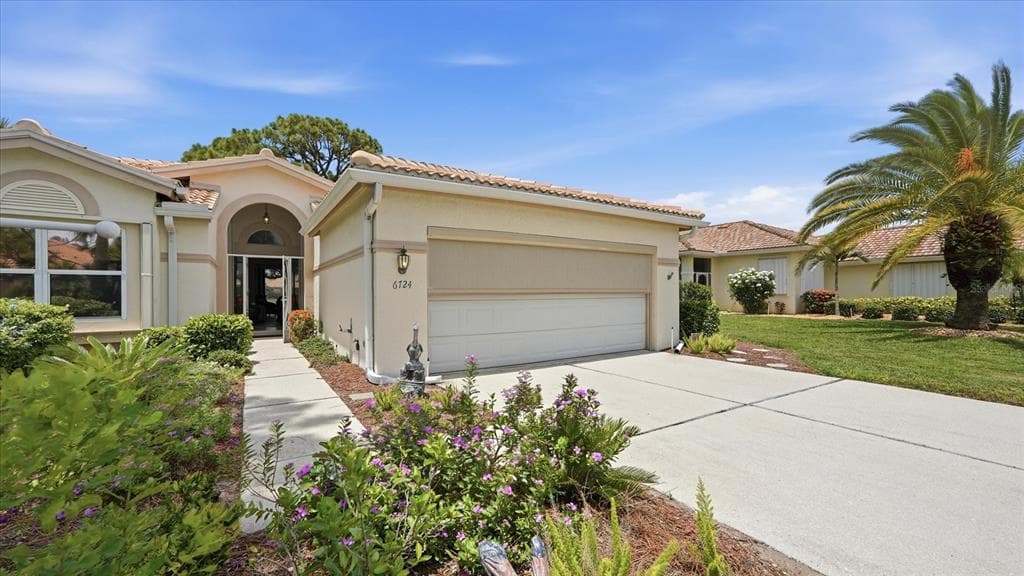 6724 GREENVIEW LANE photo 9