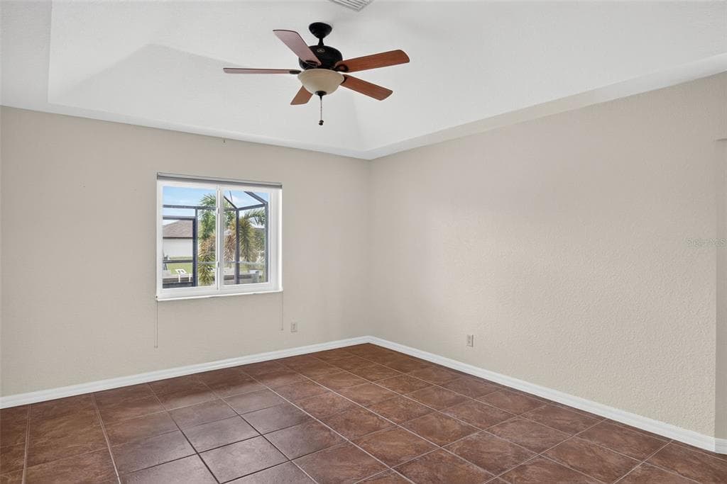5149 LATHAM TERRACE photo 23
