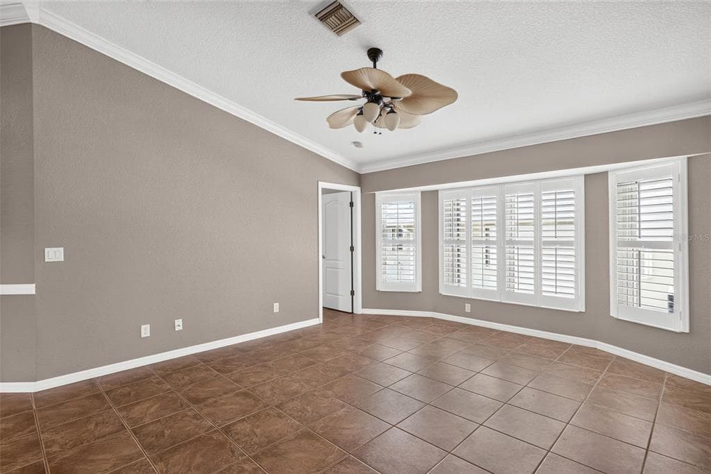 5149 LATHAM TERRACE photo 4