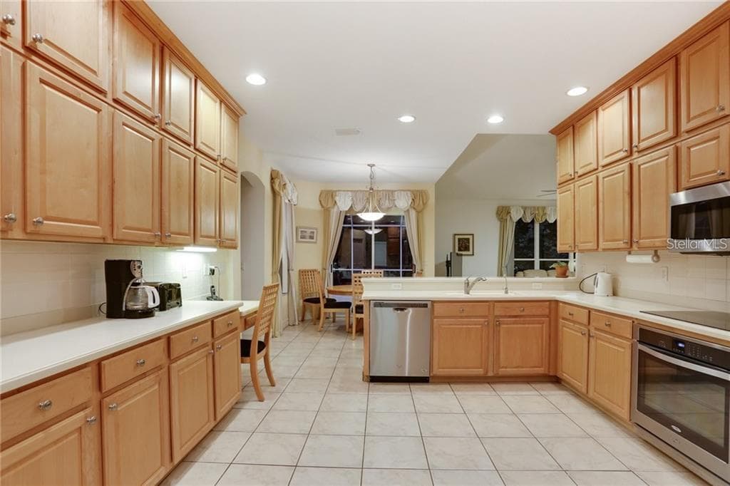 6020 CATLIN DRIVE photo 23
