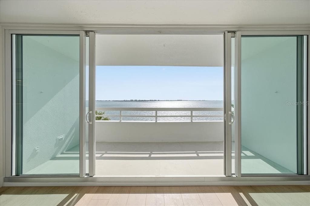 888 BLVD OF THE ARTS 707 photo 20