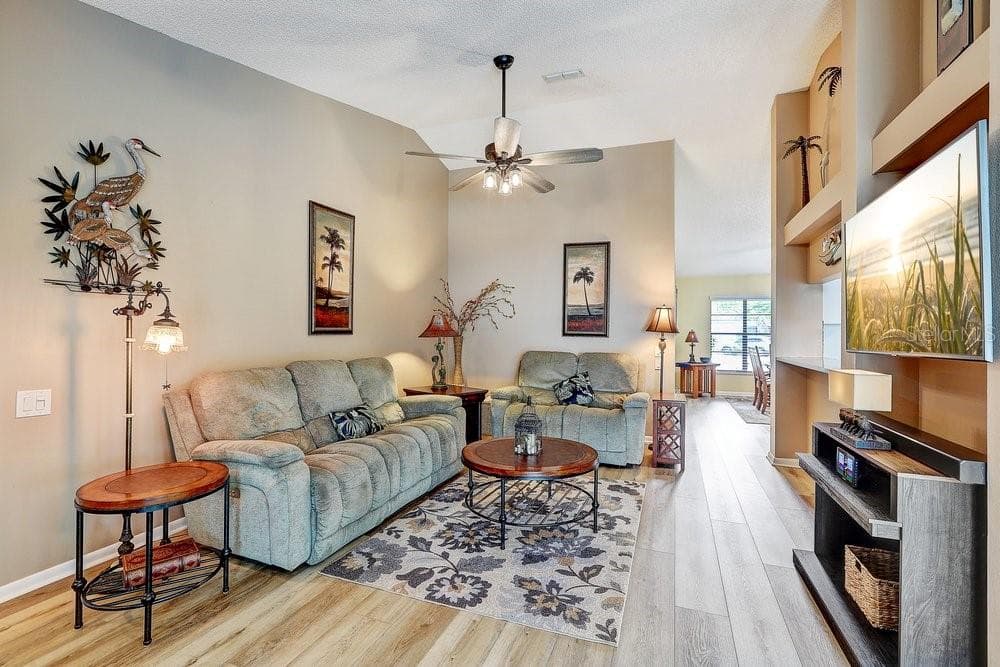 2828 WOODROSE COURT photo 20