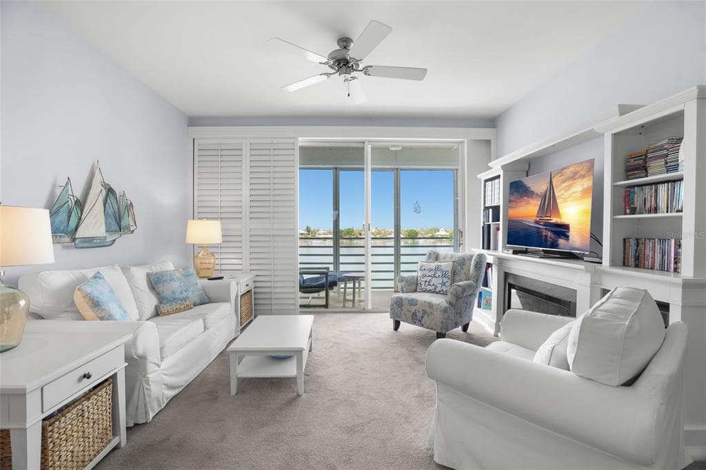 7984 SAILBOAT KEY BOULEVARD S 306 photo 6