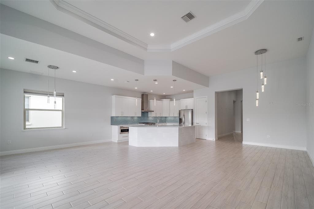 10481 ROYAL CYPRESS WAY photo 13