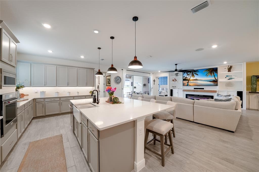 7466 SEA MANATEE STREET photo 12