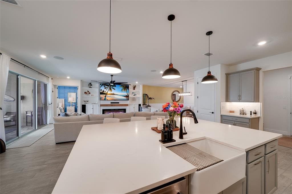 7466 SEA MANATEE STREET photo 14