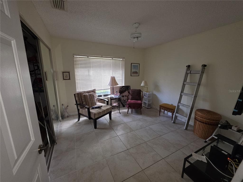 18427 AINTREE COURT photo 5