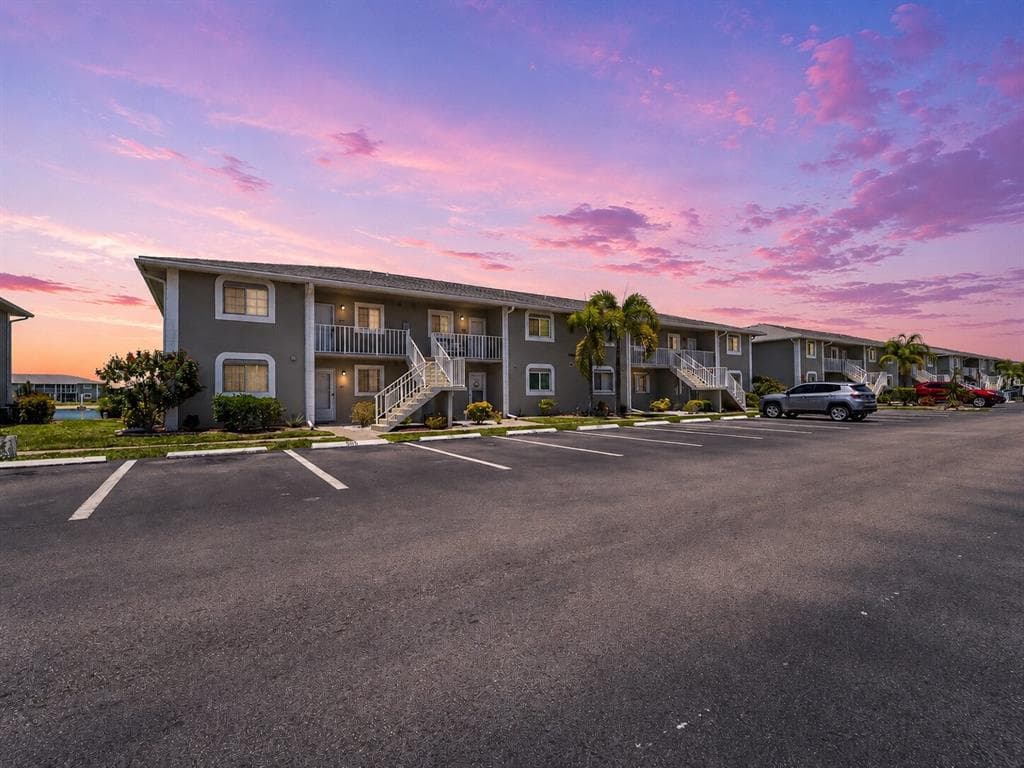 3310 LOVELAND BOULEVARD 506 photo 1