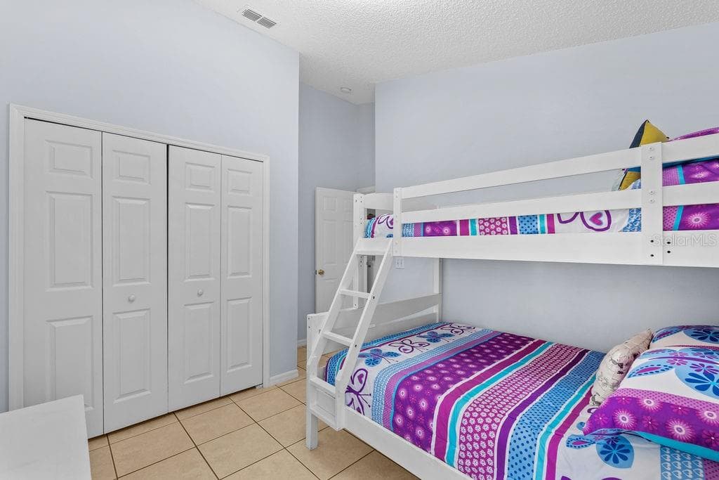5134 VIOLET LANE photo 16