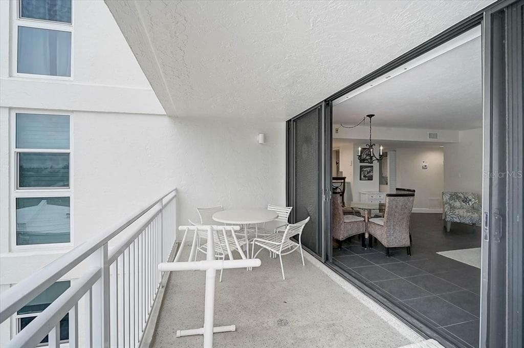 6518 MIDNIGHT PASS ROAD 309 photo 23