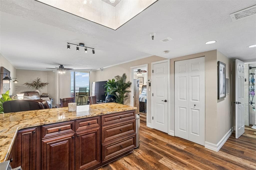 6009 SEA RANCH DRIVE 503 photo 9