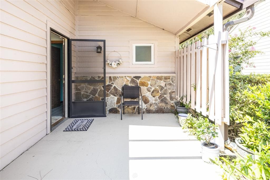 120 GULL CIRCLE N photo 4