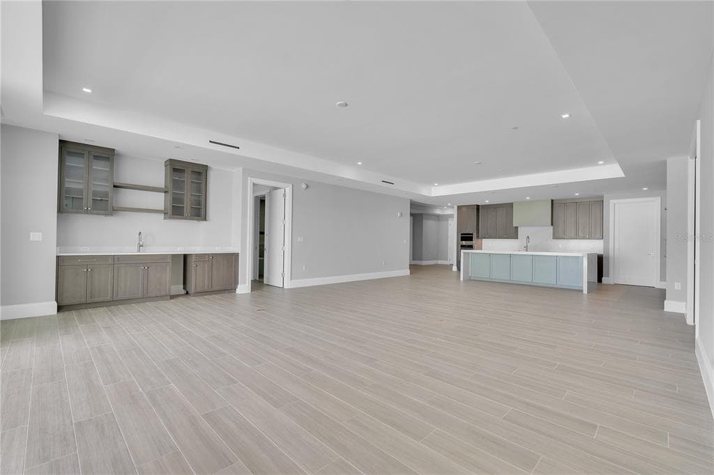 70 AVENIDA VENECCIA 202 photo 11