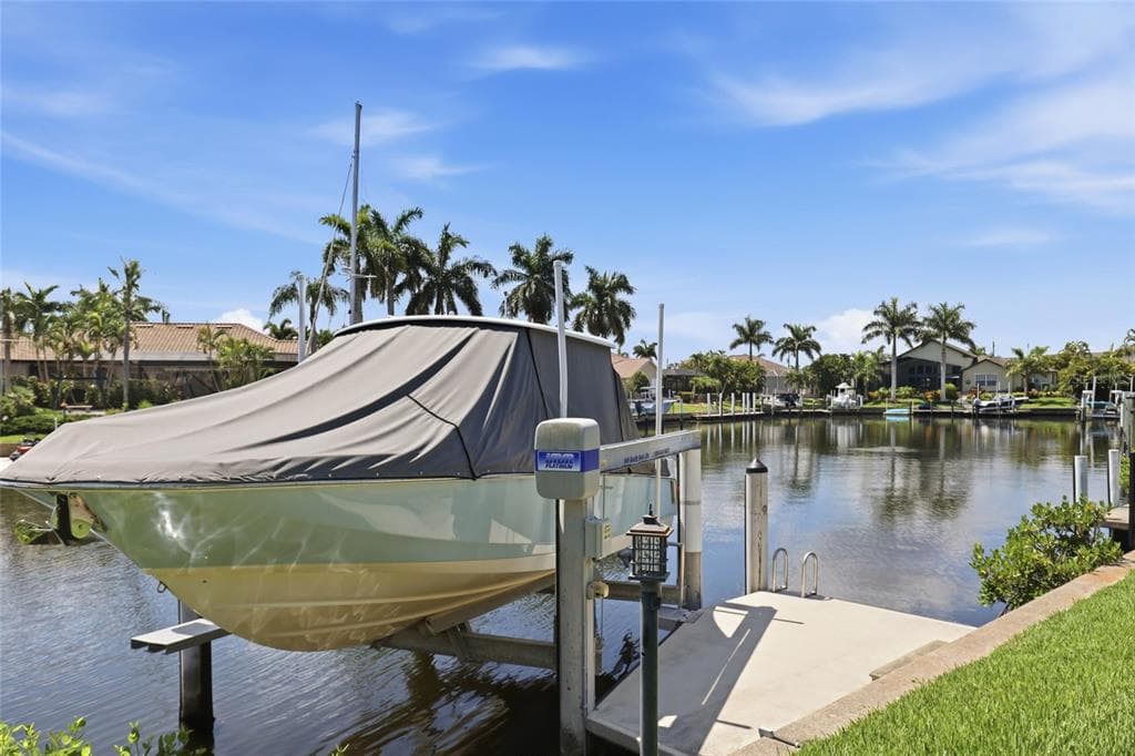 1233 SEA BREEZE COURT photo 23