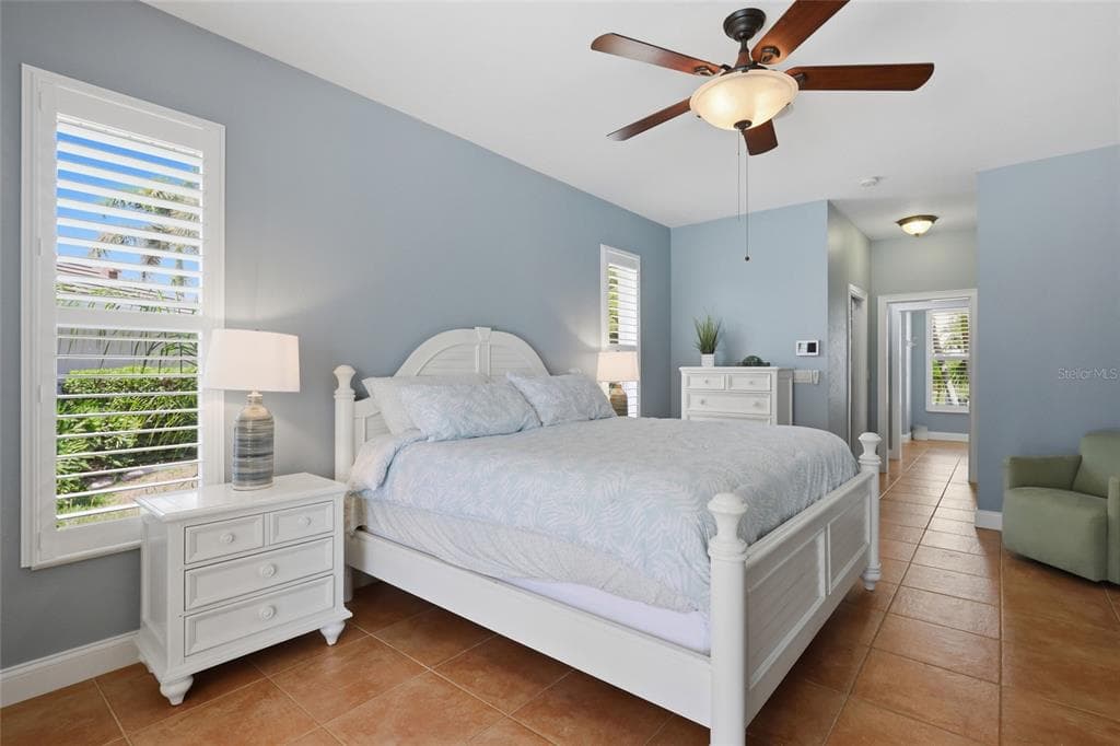 1233 SEA BREEZE COURT photo 20